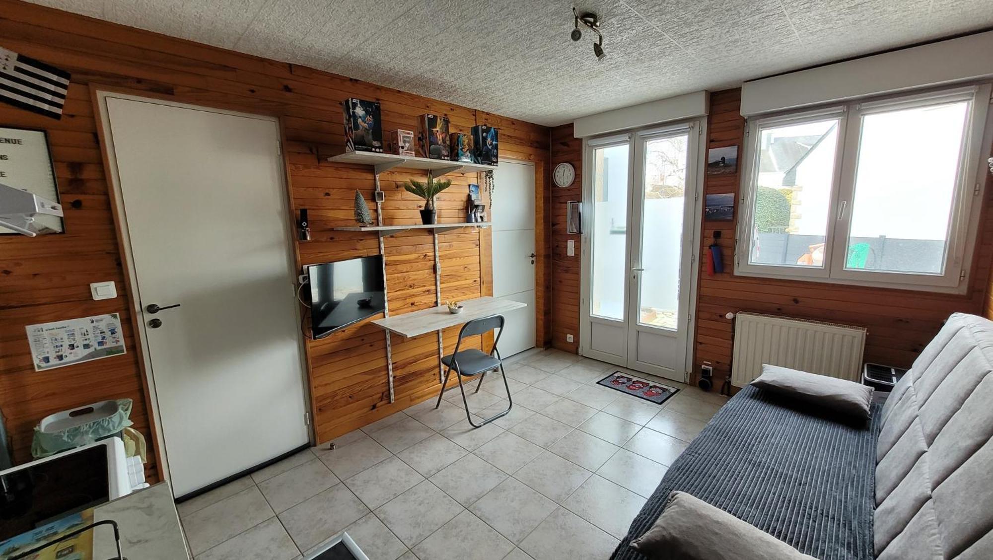 Update Location Lanester Buitenkant foto